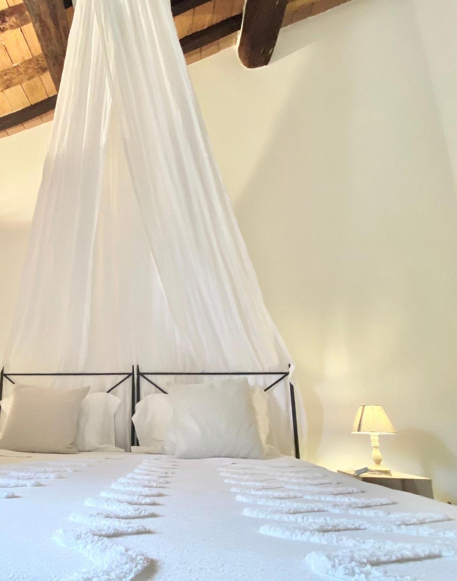 Abbadia Wine Relais Bed & Breakfast Montefollonico Exterior photo